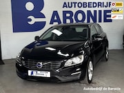 Volvo V60 - 2.4 D6 Twin Engine Momentum