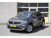 Volkswagen T-Roc - 1.5 TSI 150PK! Automaat Style Business Lmv 16" | Led | Pdc |