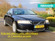 Volvo S60 - 2.4 140pk Kinetic Chrono ECC/cruise/navi/PDC/half leer/trekh
