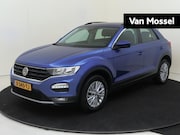 Volkswagen T-Roc - 1.0 TSI Style Business | Clima | LM velgen | parkeersensoren
