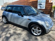MINI Cooper - 1.6 Chili km. 152.469 nieuw apk