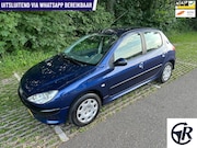 Peugeot 206 - 1.4 Air-line VOL AUTOMAAT Airco 107DKM NAP