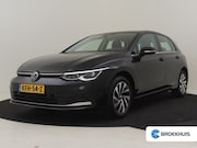 Volkswagen Golf - Style eHybrid 204Pk DSG/AUTO | Achteruitrijcamera | Navigati