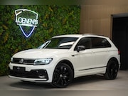 Volkswagen Tiguan - 2.0 TSI 4Motion 3x R-Line / Trekhaak / Camera / CarPlay / 20
