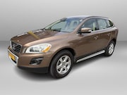 Volvo XC60 - 2.4D Momentum Automaat * Trekhaak * Cruise * Leer