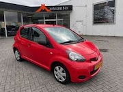 Toyota Aygo - 1.0-12V Access Boordcomputer Radio/CD
