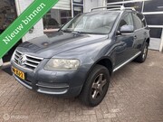 Volkswagen Touareg - 3.2 V6