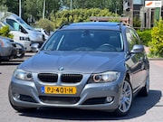 BMW 3-serie - 320i High Executive | Panoramadak | Parkeersensoren | Leder