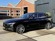 Maserati Levante - 3.0 V6 AWD GranLusso 430PK Facelift NAP