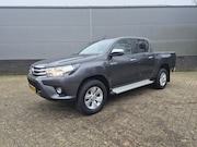 Toyota HiLux - 2.4 D-4D Double Cab Professional Navigatie Achteruitrijcamer