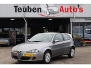 Alfa Romeo 147 - 1.6 T.Spark Progression APK t/m 15-04-2027, Airco, Cruise co