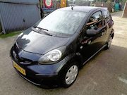 Toyota Aygo - 8-10-2027 a p k