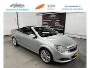 Opel Astra - TwinTop 1.6 Temptation HALF-LEDER / LM VELGEN