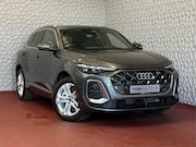 Audi Q5 - 2.0 TFSI E-HYBRID QUATTRO 300 PK S-EDITION PAS/DISPLAY PANO