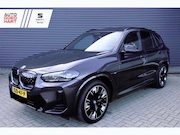 BMW iX3 - M-Sport 80 kWh Panoramdak Leer 20"LMV Adaptive-Cruise Shadow