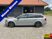 Skoda Octavia - Combi 2.0 TSI RS 230 Business Clima Cruise Pdc Navi App Trek