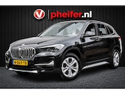 BMW X1 - sDrive20i Business Edition Plus Leer/ Stoelverwarming/ Head 