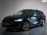 Ford Focus - 1.5 Vignale AUT 182 /ACC/PANO/Sfeer/HeadUp/KeyLess/LED/CarPl