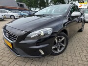 Volvo V40 - 2.0 D2 R-Design Business 2015. Xenon/Climate/Cruise/Leder/Tr