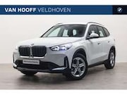 BMW X1 - xDrive25e Automaat / Trekhaak / Adaptieve LED / Pa