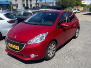 Peugeot 208 - 1.2 VTi Active AIRCO NAVI CRUISE TREKHAAK 2 X SLEUTELS