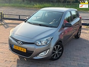 Hyundai i20 - 1.2i Business Edition | LED | Facelift| Netjes|