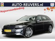 BMW 5-serie - 520i Executive / LED / Navi / CarPlay / Cam