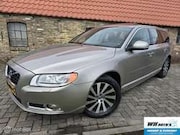 Volvo V70 - 3.0 T6 AWD Summum luxe uitvoering