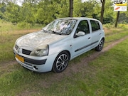 Renault Clio - 1.6-16V Privilège APK 15-06-2027