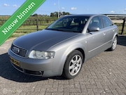 Audi A4 - Limousine 1.6 APK 06-08-'27 DB RIEM 152DKM