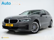 BMW 5-serie - Touring 520e | Leder | HUD | Adaptive Cruise | 360 | Dodehoe