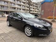 Volvo V40 - 1.6 D2 Summum Leder Cruise Black Edition