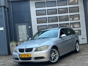 BMW 3-serie - Touring 320i Business Line | Clima | Cruise | Navi | Automaa