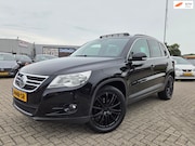 Volkswagen Tiguan - 1.4 TSI Sport&Style/PANO/TREKHAK/NAVI