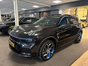 Lynk & Co 01 - 1.5 / pano / 360 camera / 1800kg trekgewicht/ Infinity / nav