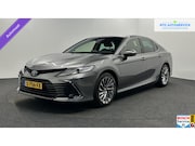 Toyota Camry - 2.5 Hybrid Business Intro CAMERA CARPLAY NAVI LEER ECC ADAPT
