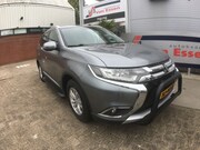 Mitsubishi Outlander - 2.0 Business Edition, keyles entry/go, automaat Navi, climat