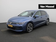 Volkswagen Golf - 1.5 eHybrid Life Edition Navigatie | Camera | Parkeersensore