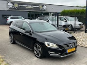 Volvo V60 - 2.4 D6 AWD Plug-In Hybrid Summum # Trekhaak # Pano # Xenon #