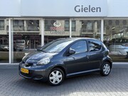 Toyota Aygo - 1.0 VVT-I 5DRS Comfort | Airconditioning, Centrale deurvergr