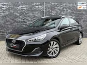 Hyundai i30 - Wagon 1.4 T-GDI Premium Automaat|Camera|Carplay|LK