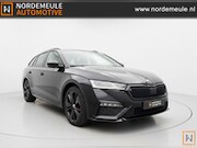 Skoda Octavia - 2.0 TSI RS. CARPLAY, PANO, ADAPTIVE