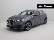 BMW 1-serie - 118i Business Edition | Apple carplay & Android auto | Parke