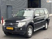 Mitsubishi Pajero - 7 persoons 3.0 V6 2.972cc 133kW (181pk) 4x4