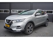 Nissan Qashqai - 1.2 N-Connecta Pano.dak/Camera/Trekhaak/Climate/Cruise/Navi/