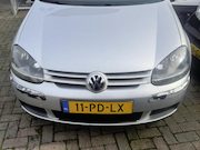 Volkswagen Golf - 1.4 FSI Comfortline (MOTOR KAPOT)