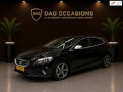 Volvo V40 - 2.0 D3 R-Design NIEUW APK | AUTOMAAT|PDC|LEER|TREKHAAK|CRUIS