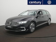 Volkswagen Passat - 1.4 TSI PHEV GTE Business Automaat - LED - Navigatie - ErgoC