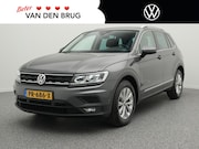 Volkswagen Tiguan - 1.4 TSI 150 PK ACT Comfortline Business | Trekhaak | Navigat