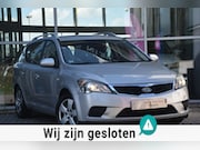 Kia Ceed - 1.4 CVVT | Airco | Trekhaak | Cruise | Bluetooth | NAP | APK